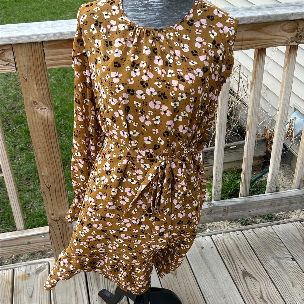 Who What Wear Women’s Floral Tie-Waist Dress in Mustard